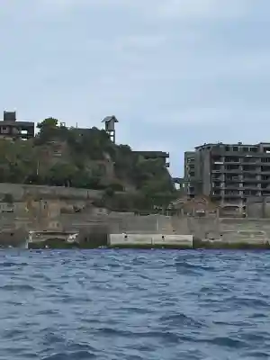 端島神社の{uncategorized: "未分類", other: "その他", undefined: "問題あり", building: "その他建物", grave: "お墓", sacred_gate: "鳥居", guardian: "狛犬", statue: "像", buddha: "仏像", history: "歴史", nature: "自然", garden: "庭園", animal: "動物", pagoda: "塔", temizu: "手水舎", mountain_gate: "山門・神門", sanctuary: "本殿・本堂", subordinate: "末社・摂社", art: "芸術", scenery: "景色", jizo: "地蔵", ema: "絵馬", goshuin: "御朱印", omikuji: "おみくじ", items: "授与品その他", amulet: "お守り", goshuincho: "御朱印帳", eats: "食事", festival: "お祭り", votive_dance: "神楽", shichigosan: "七五三参", wedding: "結婚式", experience: "体験その他", initially: "初詣", around: "周辺", anti_infection: "感染症対策"}