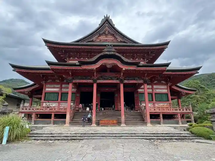 甲斐善光寺の{uncategorized: "未分類", other: "その他", undefined: "問題あり", building: "その他建物", grave: "お墓", sacred_gate: "鳥居", guardian: "狛犬", statue: "像", buddha: "仏像", history: "歴史", nature: "自然", garden: "庭園", animal: "動物", pagoda: "塔", temizu: "手水舎", mountain_gate: "山門・神門", sanctuary: "本殿・本堂", subordinate: "末社・摂社", art: "芸術", scenery: "景色", jizo: "地蔵", ema: "絵馬", goshuin: "御朱印", omikuji: "おみくじ", items: "授与品その他", amulet: "お守り", goshuincho: "御朱印帳", eats: "食事", festival: "お祭り", votive_dance: "神楽", shichigosan: "七五三参", wedding: "結婚式", experience: "体験その他", initially: "初詣", around: "周辺", anti_infection: "感染症対策"}