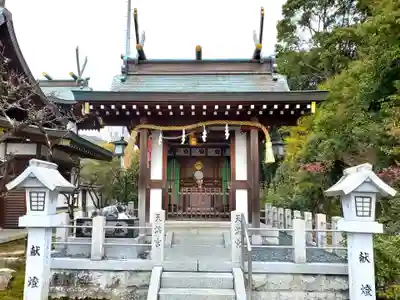 爲那都比古神社の末社・摂社