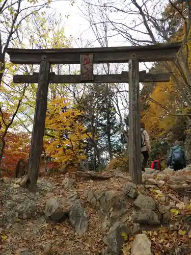 三峯神社の鳥居