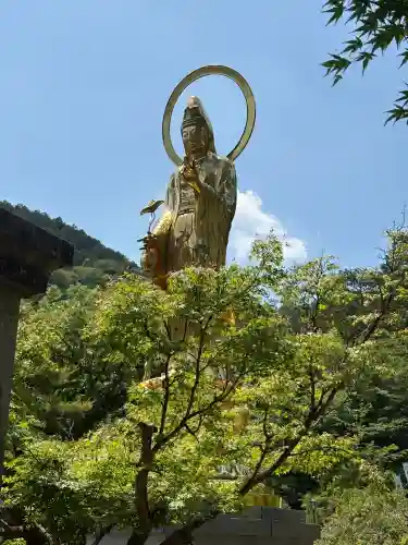 法華寺の{uncategorized: "未分類", other: "その他", undefined: "問題あり", building: "その他建物", grave: "お墓", sacred_gate: "鳥居", guardian: "狛犬", statue: "像", buddha: "仏像", history: "歴史", nature: "自然", garden: "庭園", animal: "動物", pagoda: "塔", temizu: "手水舎", mountain_gate: "山門・神門", sanctuary: "本殿・本堂", subordinate: "末社・摂社", art: "芸術", scenery: "景色", jizo: "地蔵", ema: "絵馬", goshuin: "御朱印", omikuji: "おみくじ", items: "授与品その他", amulet: "お守り", goshuincho: "御朱印帳", eats: "食事", festival: "お祭り", votive_dance: "神楽", shichigosan: "七五三参", wedding: "結婚式", experience: "体験その他", initially: "初詣", around: "周辺", anti_infection: "感染症対策"}