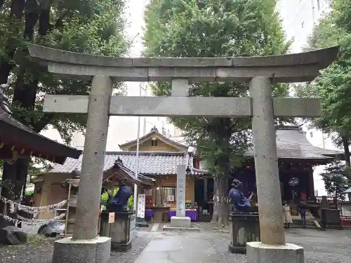 日本橋日枝神社の鳥居