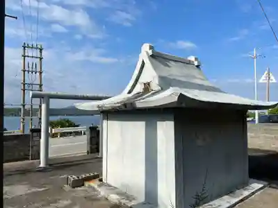 古宇利の竜宮の本殿・本堂