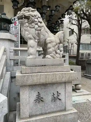 難波八阪神社の狛犬