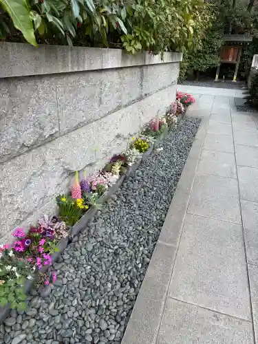 東京大神宮の{uncategorized: "未分類", other: "その他", undefined: "問題あり", building: "その他建物", grave: "お墓", sacred_gate: "鳥居", guardian: "狛犬", statue: "像", buddha: "仏像", history: "歴史", nature: "自然", garden: "庭園", animal: "動物", pagoda: "塔", temizu: "手水舎", mountain_gate: "山門・神門", sanctuary: "本殿・本堂", subordinate: "末社・摂社", art: "芸術", scenery: "景色", jizo: "地蔵", ema: "絵馬", goshuin: "御朱印", omikuji: "おみくじ", items: "授与品その他", amulet: "お守り", goshuincho: "御朱印帳", eats: "食事", festival: "お祭り", votive_dance: "神楽", shichigosan: "七五三参", wedding: "結婚式", experience: "体験その他", initially: "初詣", around: "周辺", anti_infection: "感染症対策"}