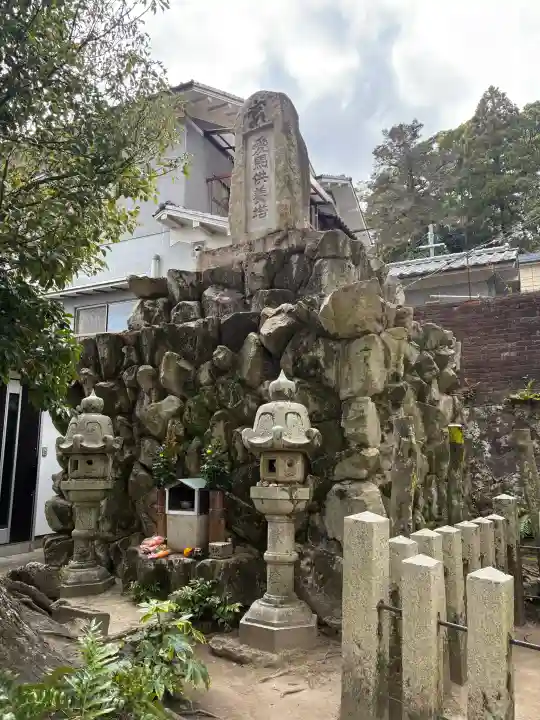 妙光院の{uncategorized: "未分類", other: "その他", undefined: "問題あり", building: "その他建物", grave: "お墓", sacred_gate: "鳥居", guardian: "狛犬", statue: "像", buddha: "仏像", history: "歴史", nature: "自然", garden: "庭園", animal: "動物", pagoda: "塔", temizu: "手水舎", mountain_gate: "山門・神門", sanctuary: "本殿・本堂", subordinate: "末社・摂社", art: "芸術", scenery: "景色", jizo: "地蔵", ema: "絵馬", goshuin: "御朱印", omikuji: "おみくじ", items: "授与品その他", amulet: "お守り", goshuincho: "御朱印帳", eats: "食事", festival: "お祭り", votive_dance: "神楽", shichigosan: "七五三参", wedding: "結婚式", experience: "体験その他", initially: "初詣", around: "周辺", anti_infection: "感染症対策"}