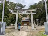 若一神社の鳥居