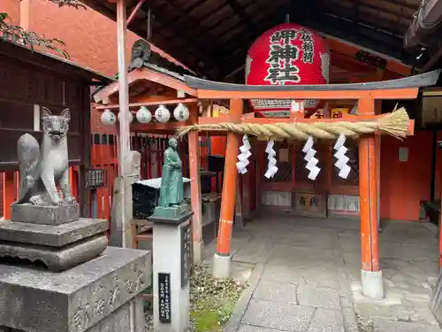 岬神社（土佐稲荷神社）の鳥居