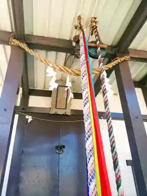 三ツ石神社の本殿・本堂