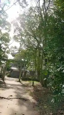 漆部神社のその他建物