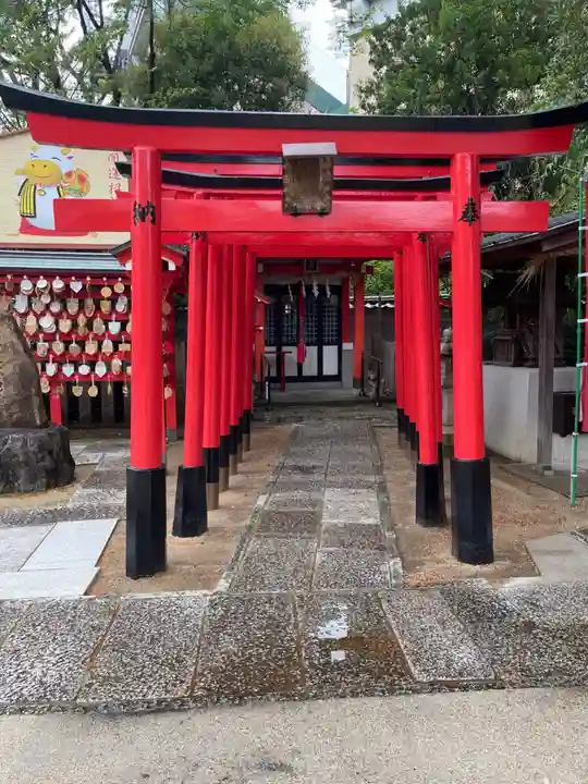 素盞嗚神社の末社・摂社