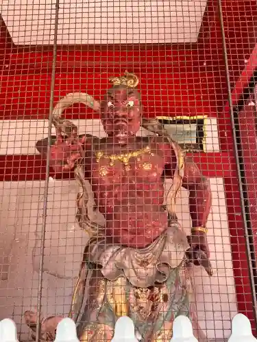 大須観音 （北野山真福寺宝生院）の{uncategorized: "未分類", other: "その他", undefined: "問題あり", building: "その他建物", grave: "お墓", sacred_gate: "鳥居", guardian: "狛犬", statue: "像", buddha: "仏像", history: "歴史", nature: "自然", garden: "庭園", animal: "動物", pagoda: "塔", temizu: "手水舎", mountain_gate: "山門・神門", sanctuary: "本殿・本堂", subordinate: "末社・摂社", art: "芸術", scenery: "景色", jizo: "地蔵", ema: "絵馬", goshuin: "御朱印", omikuji: "おみくじ", items: "授与品その他", amulet: "お守り", goshuincho: "御朱印帳", eats: "食事", festival: "お祭り", votive_dance: "神楽", shichigosan: "七五三参", wedding: "結婚式", experience: "体験その他", initially: "初詣", around: "周辺", anti_infection: "感染症対策"}