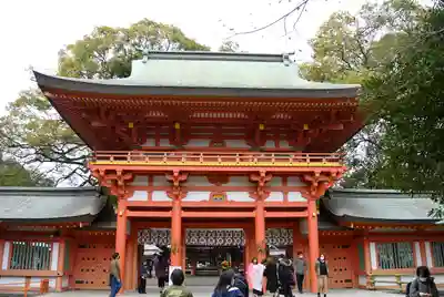 武蔵一宮氷川神社の山門・神門