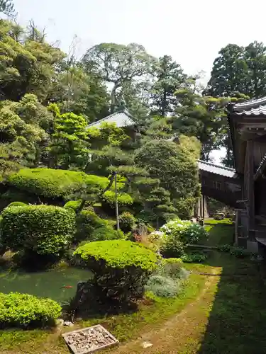 瀧谷寺の庭園