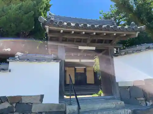 浄運寺の山門