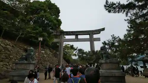 厳島神社の鳥居