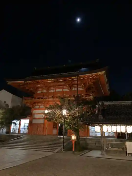 八坂神社(祇園さん)の山門・神門