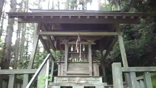 上諏訪神社の本殿・本堂
