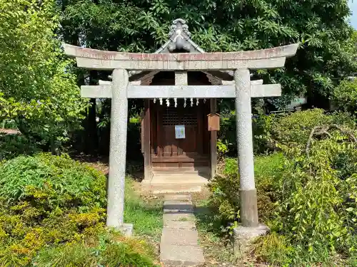 玉敷神社の鳥居