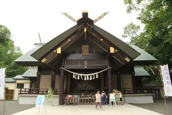 千歳神社の本殿・本堂