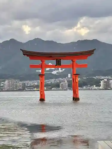 厳島神社(広島県)