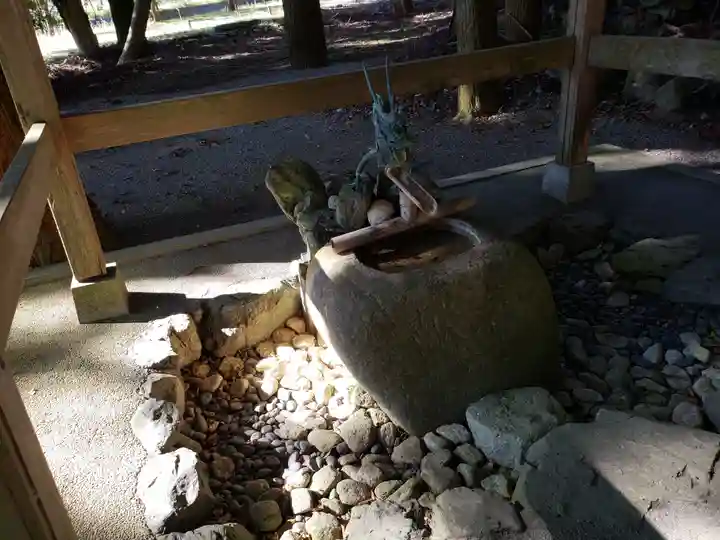 惣王神社の手水舎