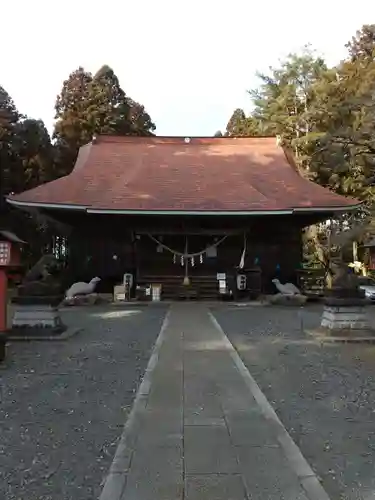 亀岡八幡宮の本殿・本堂