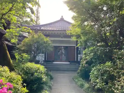 定泉寺の本殿・本堂