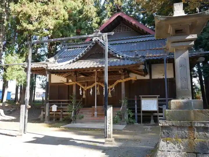 北熊井諏訪社の本殿・本堂