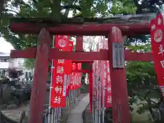 半田稲荷神社の鳥居