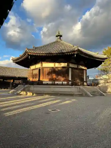 法隆寺の{uncategorized: "未分類", other: "その他", undefined: "問題あり", building: "その他建物", grave: "お墓", sacred_gate: "鳥居", guardian: "狛犬", statue: "像", buddha: "仏像", history: "歴史", nature: "自然", garden: "庭園", animal: "動物", pagoda: "塔", temizu: "手水舎", mountain_gate: "山門・神門", sanctuary: "本殿・本堂", subordinate: "末社・摂社", art: "芸術", scenery: "景色", jizo: "地蔵", ema: "絵馬", goshuin: "御朱印", omikuji: "おみくじ", items: "授与品その他", amulet: "お守り", goshuincho: "御朱印帳", eats: "食事", festival: "お祭り", votive_dance: "神楽", shichigosan: "七五三参", wedding: "結婚式", experience: "体験その他", initially: "初詣", around: "周辺", anti_infection: "感染症対策"}