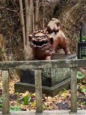 海南神社の狛犬