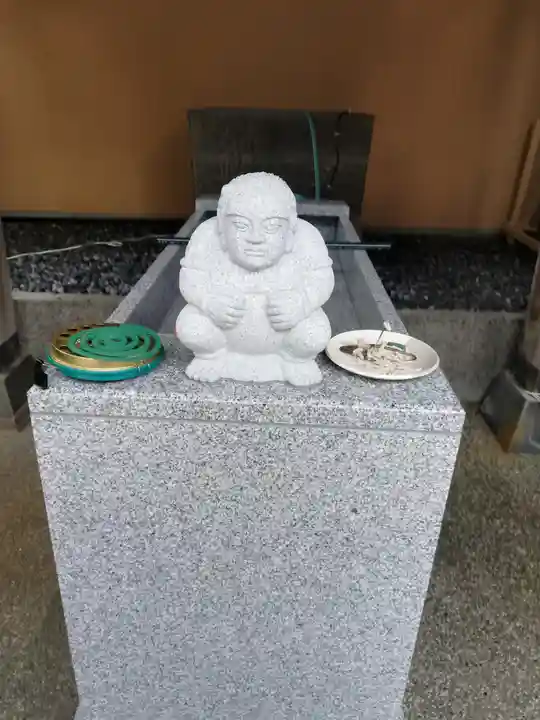 菊名神社の手水舎