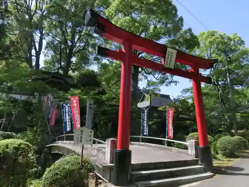 感神院木山寺の鳥居