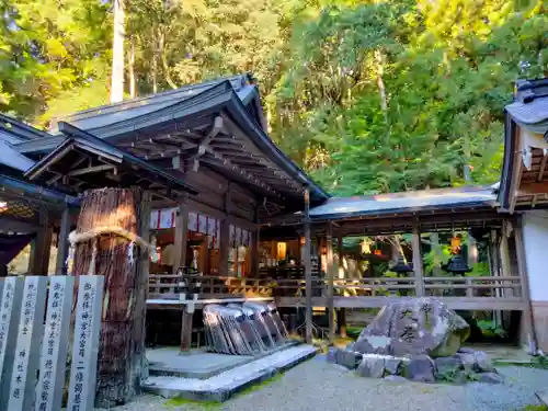 等彌神社の末社