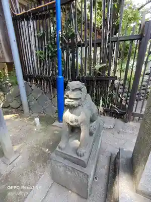 花園稲荷神社の狛犬