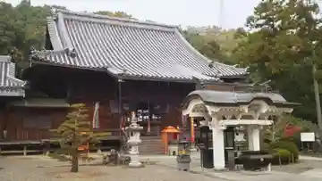 金泉寺の本殿・本堂