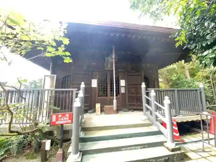 大船観音寺の本殿・本堂