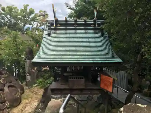 伊豫豆比古命神社の末社