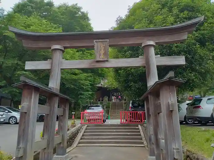 高尾山麓氷川神社(東京都)