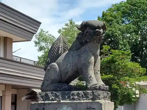 滝川神社の狛犬