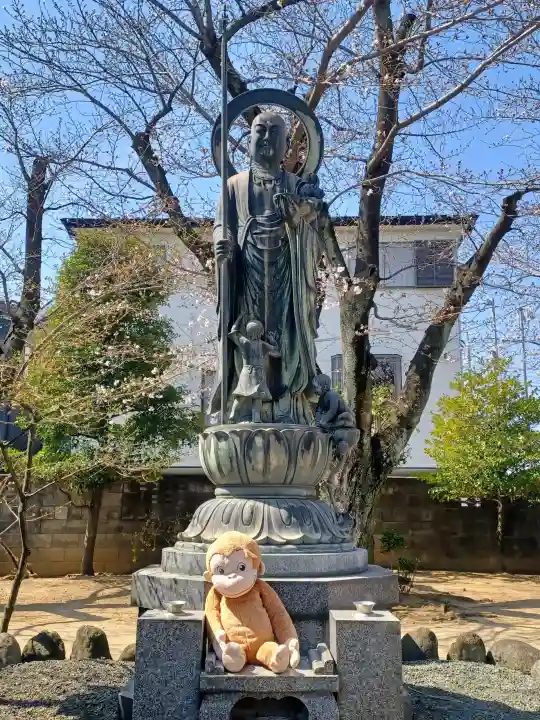 光明寺の{uncategorized: "未分類", other: "その他", undefined: "問題あり", building: "その他建物", grave: "お墓", sacred_gate: "鳥居", guardian: "狛犬", statue: "像", buddha: "仏像", history: "歴史", nature: "自然", garden: "庭園", animal: "動物", pagoda: "塔", temizu: "手水舎", mountain_gate: "山門・神門", sanctuary: "本殿・本堂", subordinate: "末社・摂社", art: "芸術", scenery: "景色", jizo: "地蔵", ema: "絵馬", goshuin: "御朱印", omikuji: "おみくじ", items: "授与品その他", amulet: "お守り", goshuincho: "御朱印帳", eats: "食事", festival: "お祭り", votive_dance: "神楽", shichigosan: "七五三参", wedding: "結婚式", experience: "体験その他", initially: "初詣", around: "周辺", anti_infection: "感染症対策"}
