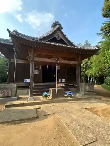 伏木香取神社の本殿・本堂