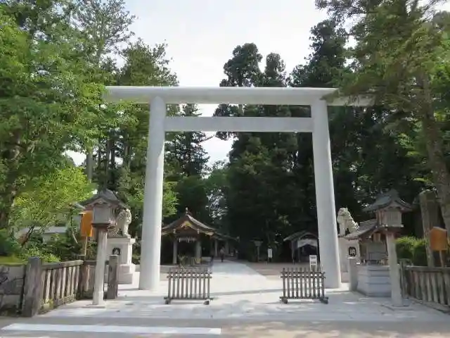 白山比咩神社(石川県)