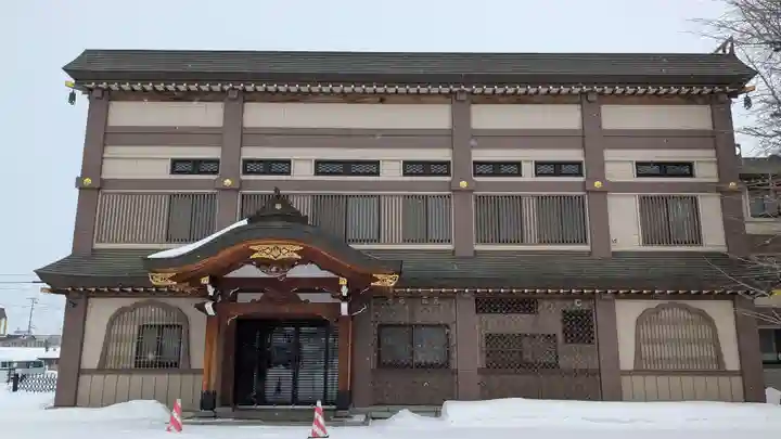 洪岳寺の本殿・本堂