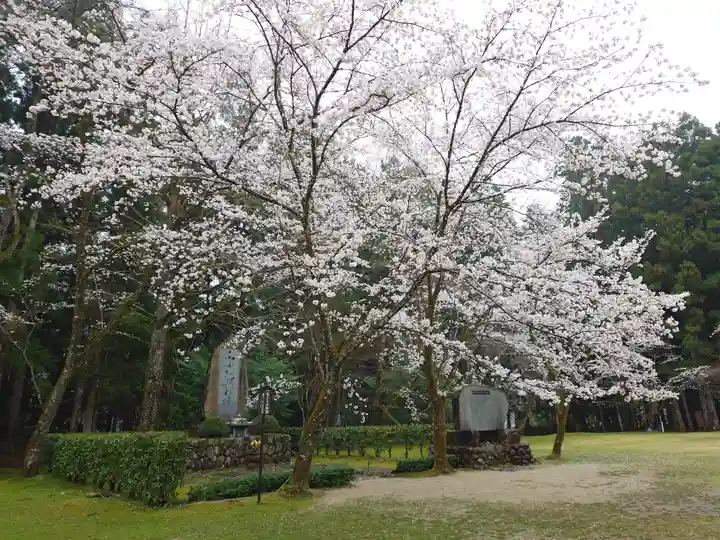 大斎原(熊野本宮大社旧社地)(和歌山県)