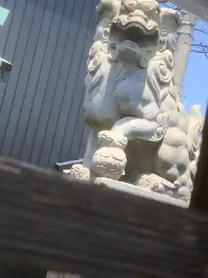 秋葉神社(松城)の狛犬