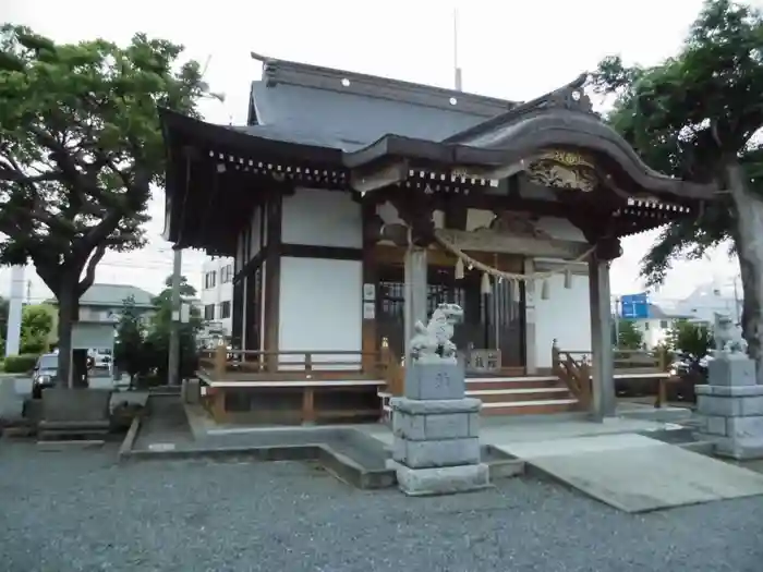 妻田神社の本殿