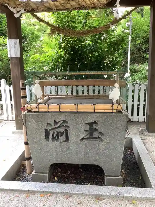 七所神社の手水舎