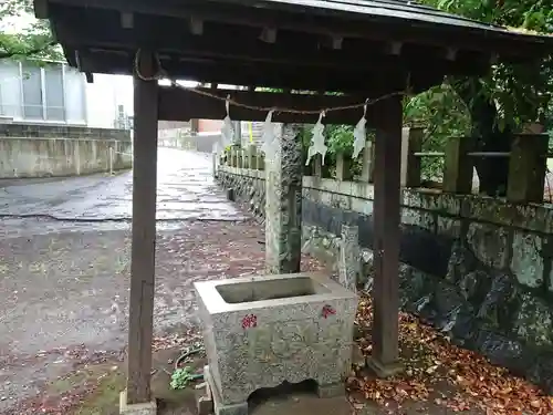 蓑笠神社の手水舎
